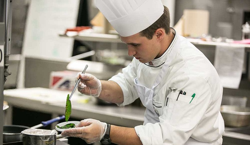 Sr. Sous Chef on board one of the vessels of the most Luxury Cruise Companies
